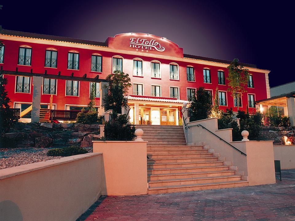 Hotel Restaurante El Tollo Утиел Екстериор снимка